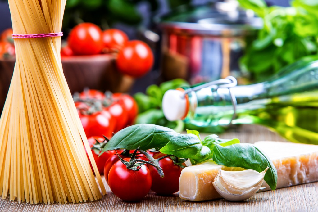 Basil leaves garlic pene,spghetti and cherry tomatoes